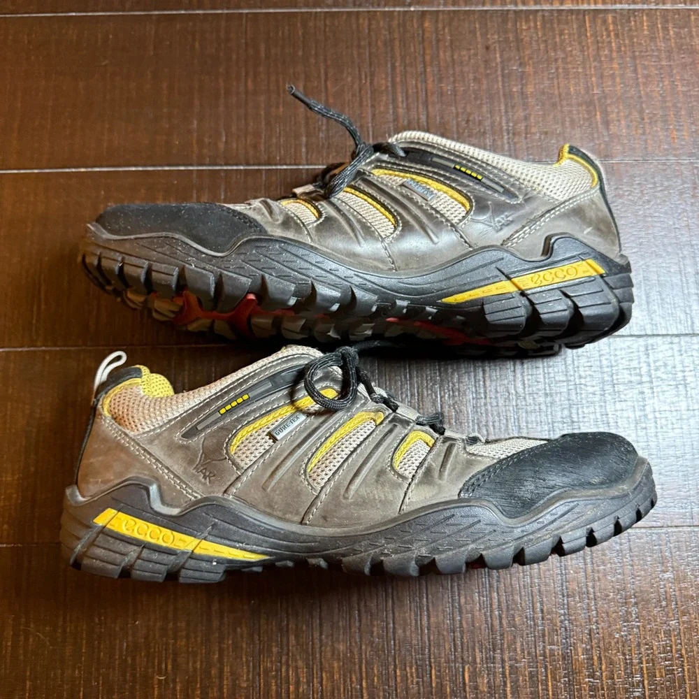 ECCO Hiking Shoes Mens 43 Brown Gore-Tex Waterproof Receptor Trail Sneakers